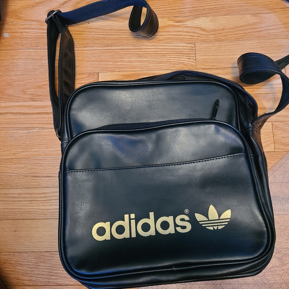 Adidas messenger tote